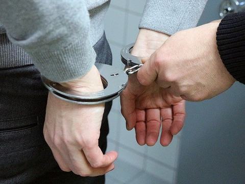 Ухапшено више лица због пореске преваре и прања новца